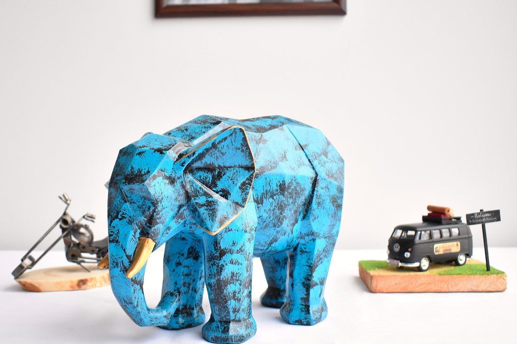 Handmade Cubic Elephant Statue: Resin Animal Sculpture