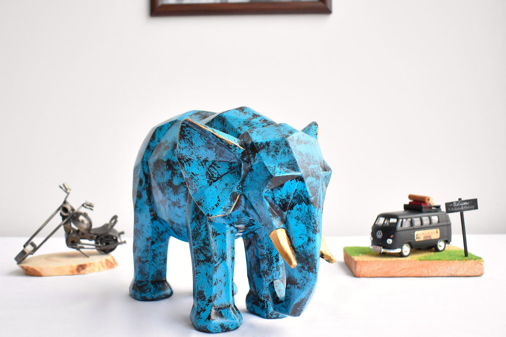 Handmade Cubic Elephant Statue: Resin Animal Sculpture