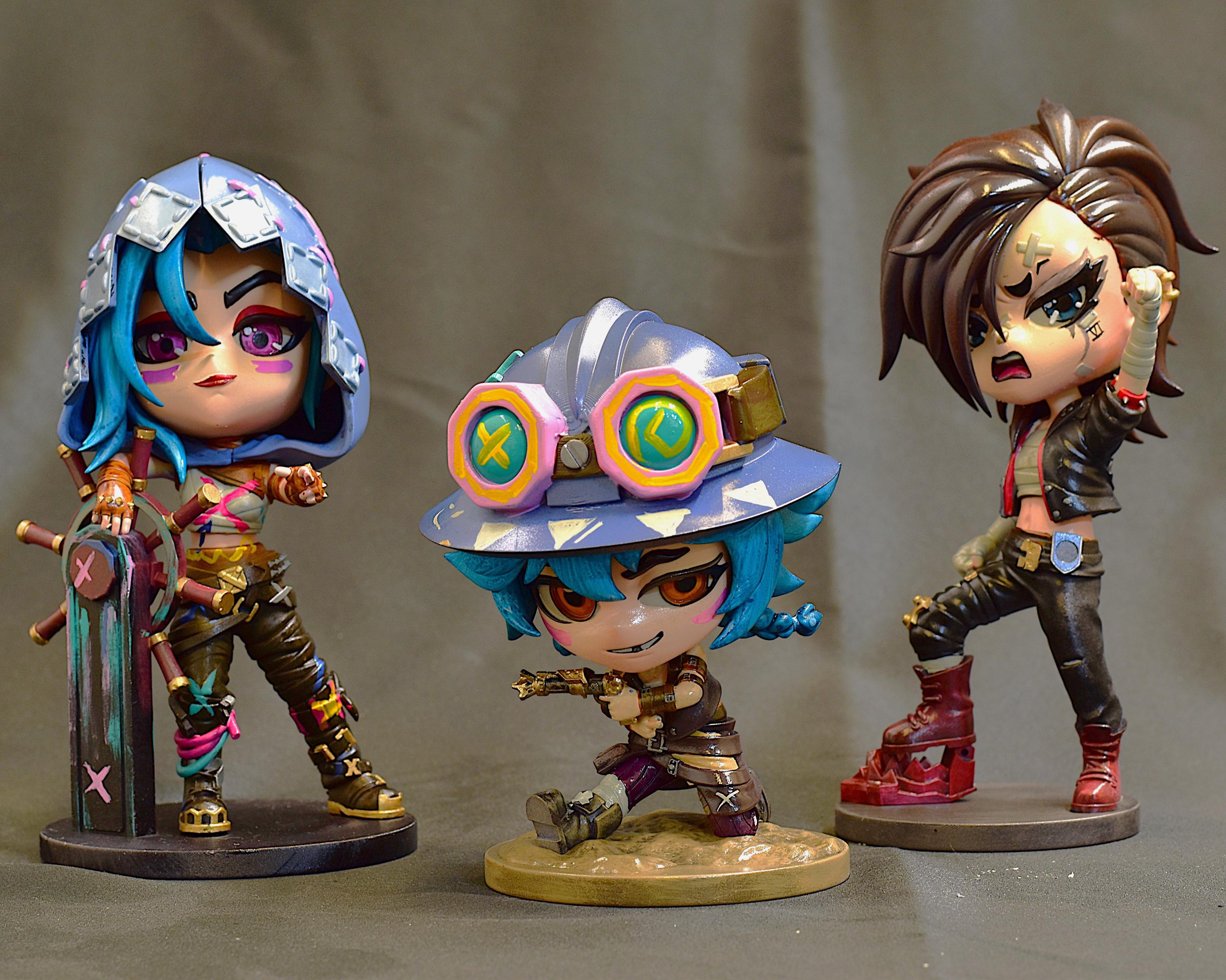 Hand-Painted Jinx Chibi Statue: LoL Inspired 3D Model